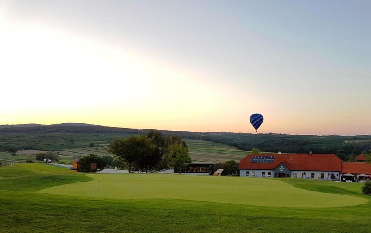 Landpension Gschwantner Lengenfeld Buitenkant foto